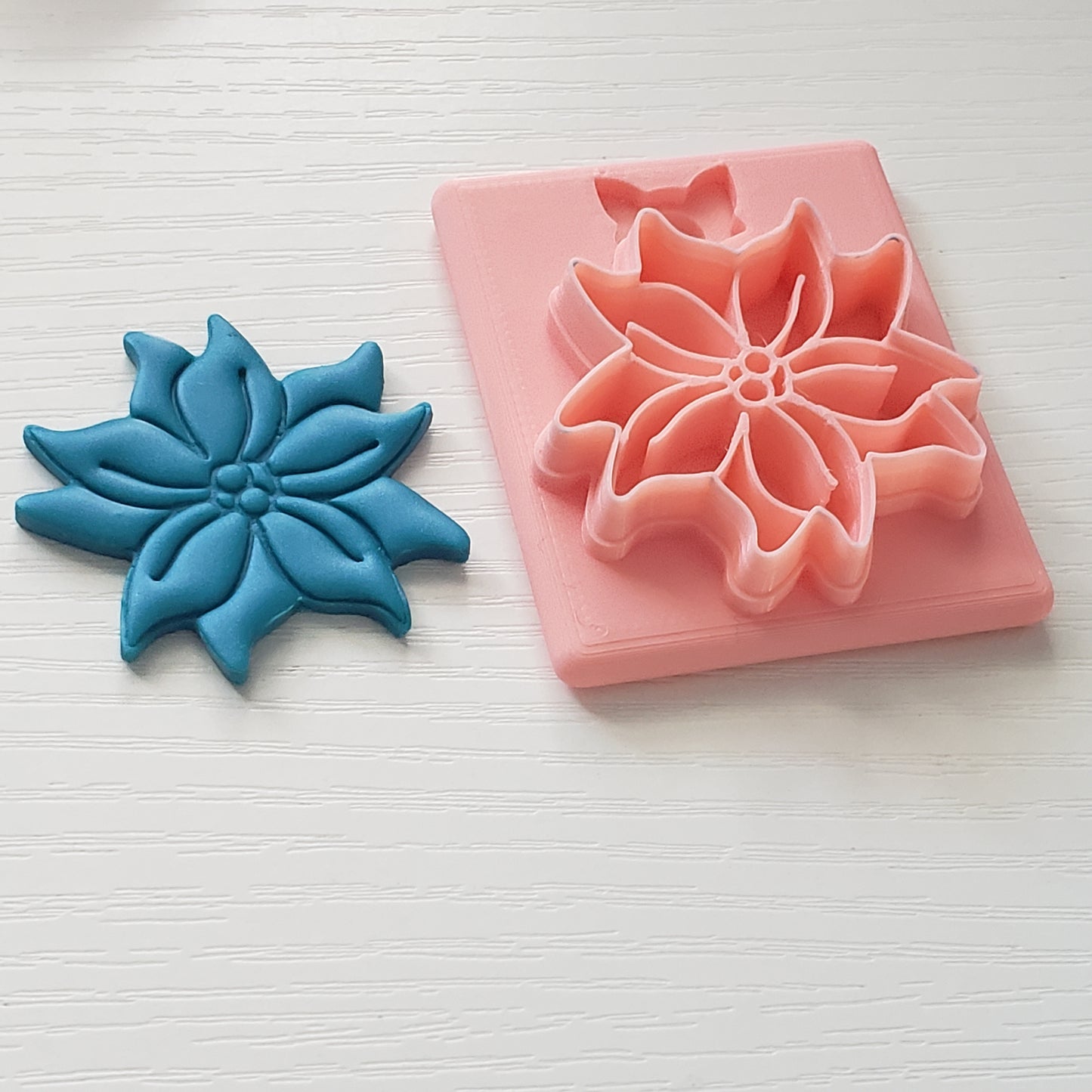 Poinsettia Clay Cutter - STL AND 3MF Digital File Download **Commercial License Included**