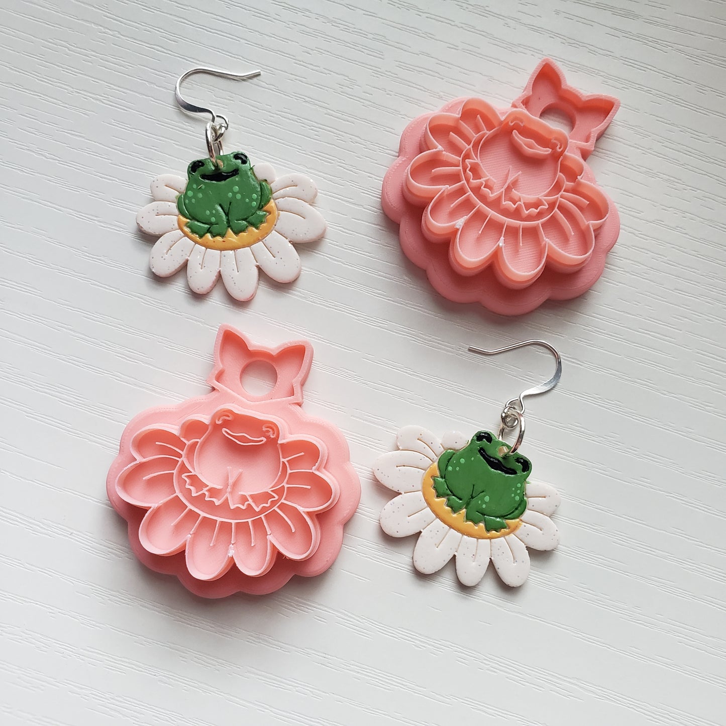 Frog On A Flower Clay Cutter - STL AND 3MF Digital File Download **Commercial License Included**