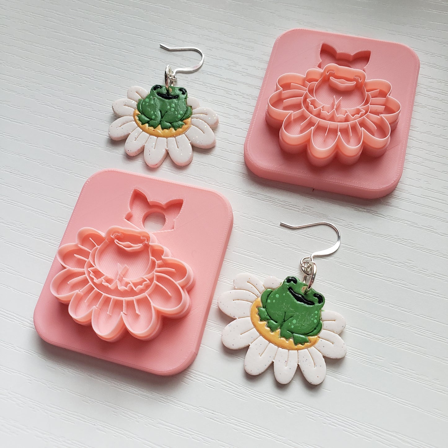 Frog On A Flower Clay Cutter - STL AND 3MF Digital File Download **Commercial License Included**