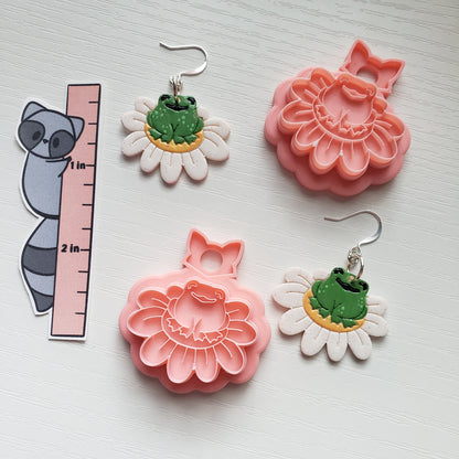 Frog On A Flower Clay Cutter - STL AND 3MF Digital File Download **Commercial License Included**